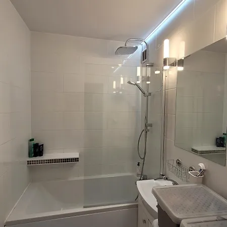 Seaview 11 Trojmiasto Economy منزل للإقامة