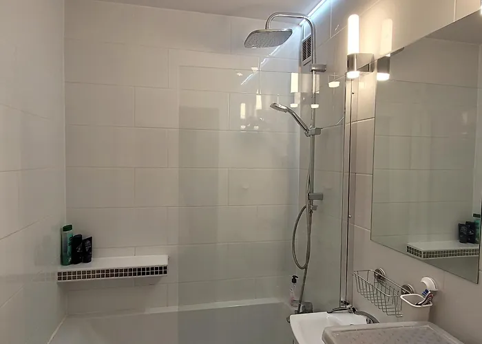 Seaview 11 Trojmiasto Economy Homestay